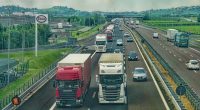 6 Truck Driving Maneuvers That Threaten St. Louis Drivers: Risky Driving